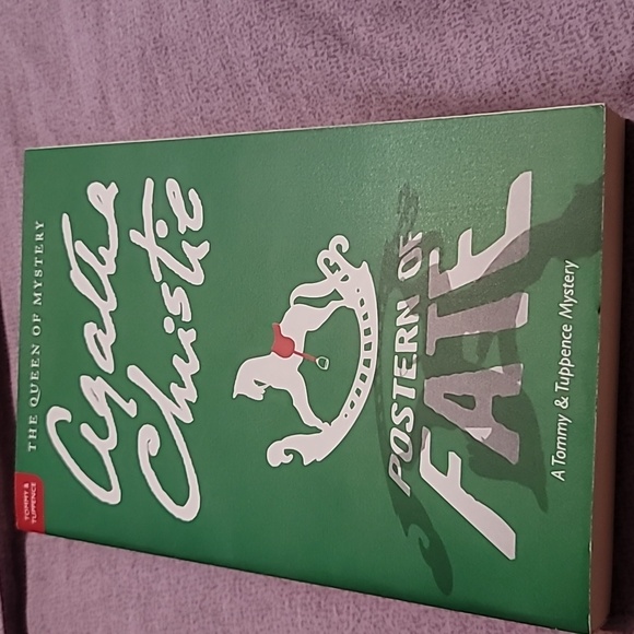 Lot of 12 Agatha Christie Mystery Novels (Paperback Editions) - Picture 13 of 15